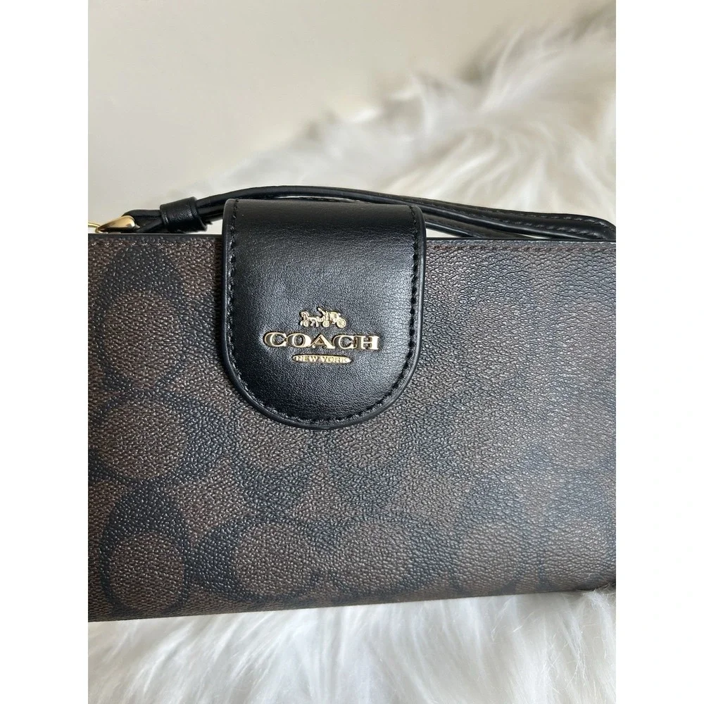 Coach Phone Wallet Brown Black Signature Canvas‎ Wristlet Excellent